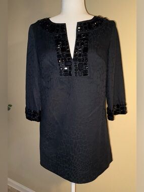 EUC Tunic: Embossed Animal Print, Beaded, 2/3-Length Bell Sleeves, V-Neck